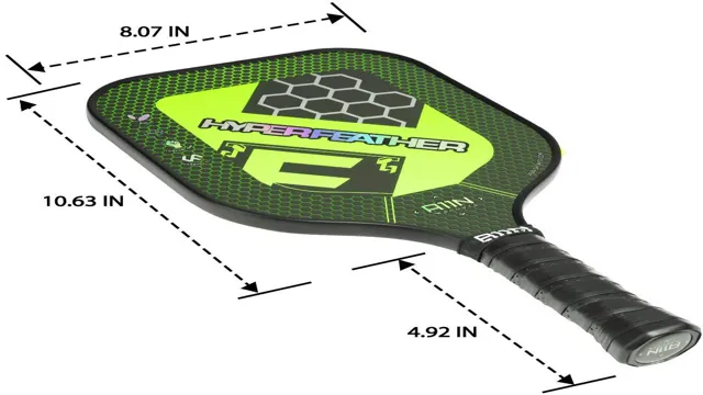 what is the standard size of a pickleball paddle